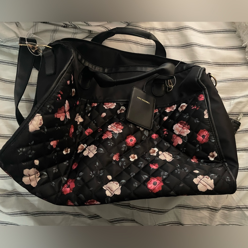 Women’s duffel bag
